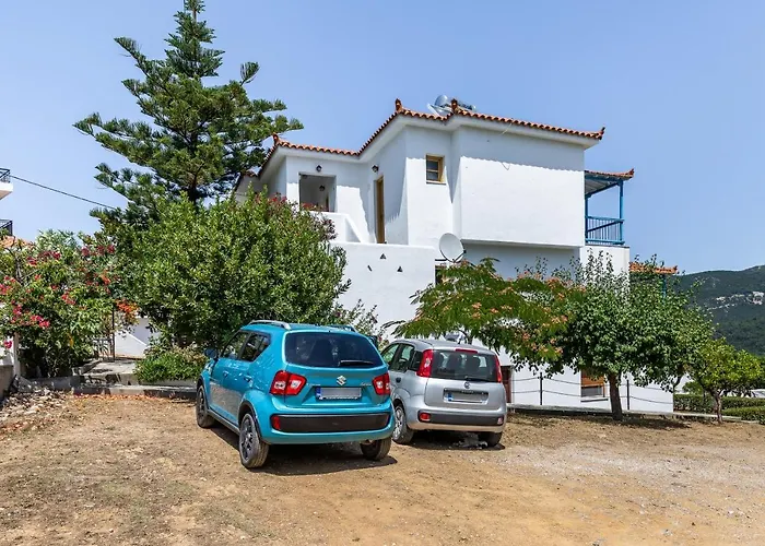 Lina Apartments