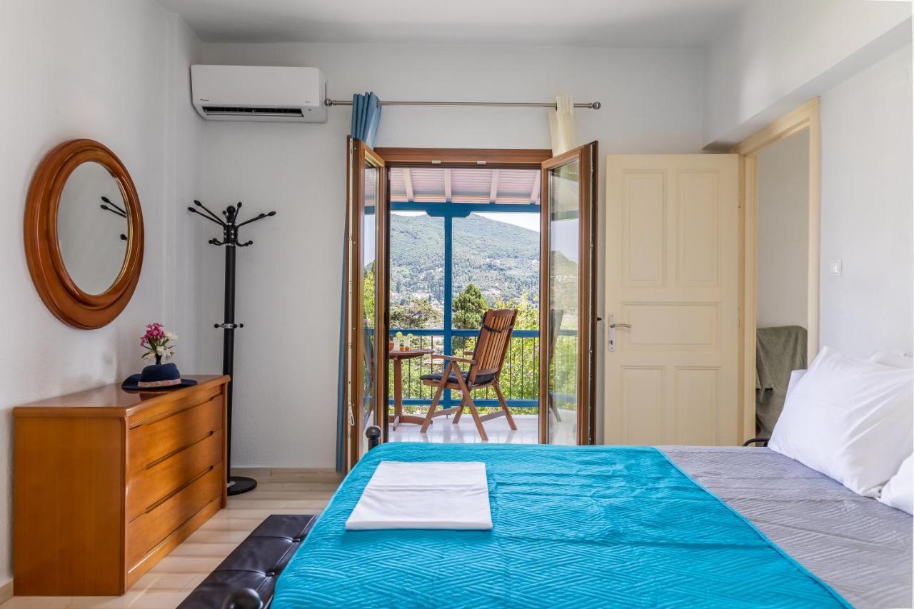 Lina Skopelos